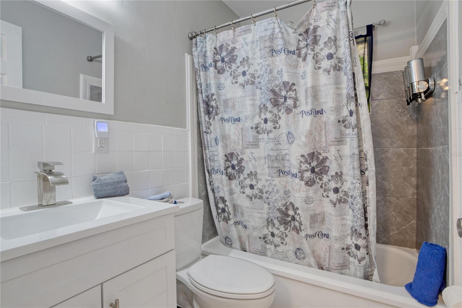 7329 ROYAL PALM DR — photo 4
