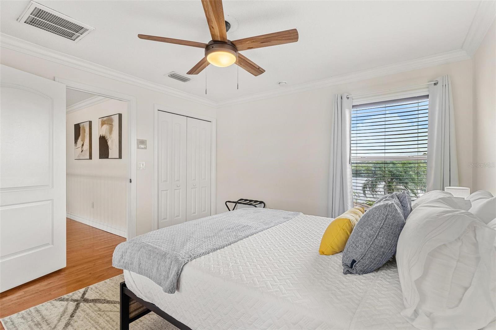 11302 SOUTHWIND LAKE DR — photo 35