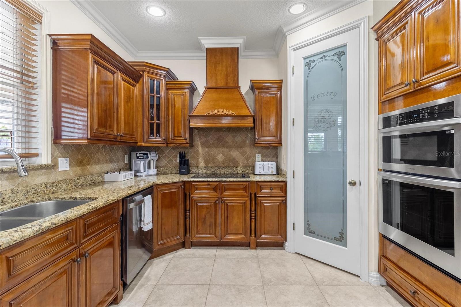 11302 SOUTHWIND LAKE DR — photo 23