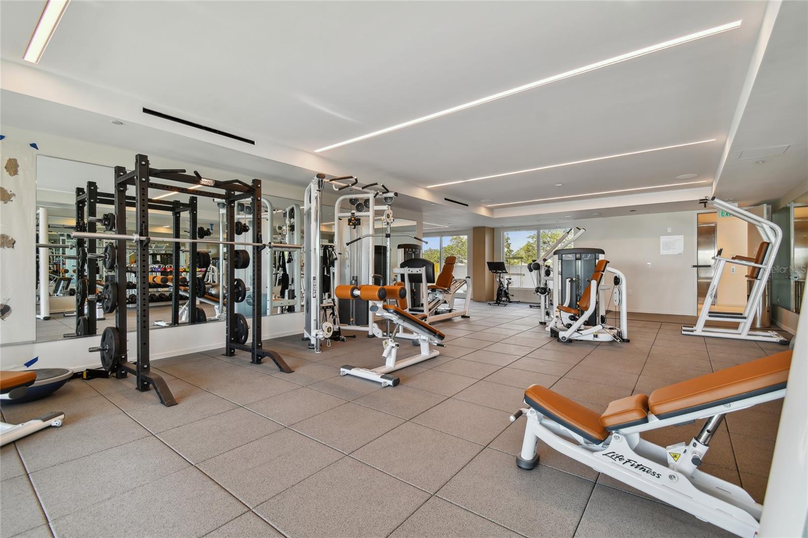 1028 SUNSET POINT RD #R8 — photo 5