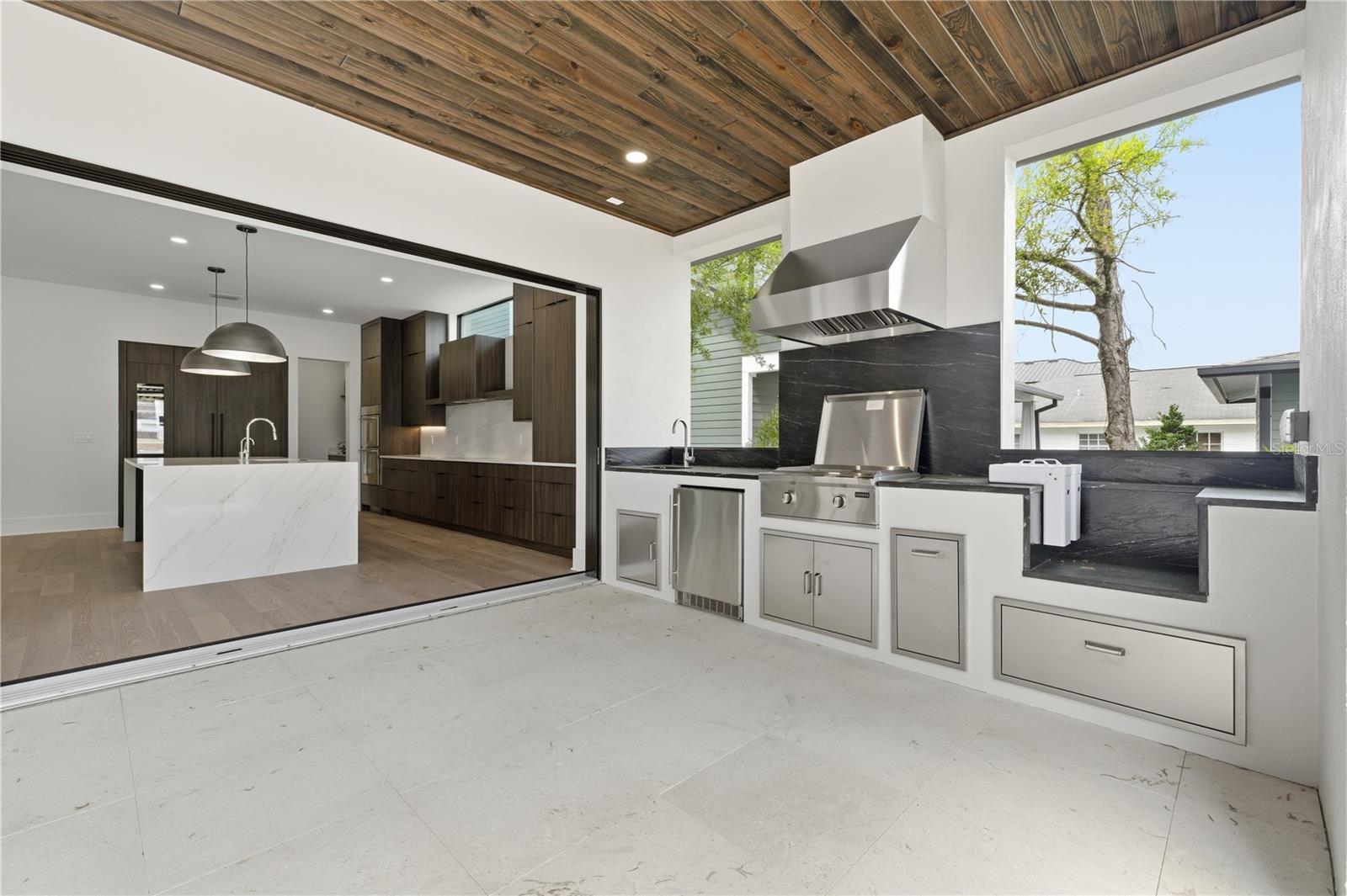 2203 N GLENWOOD AVE — photo 24