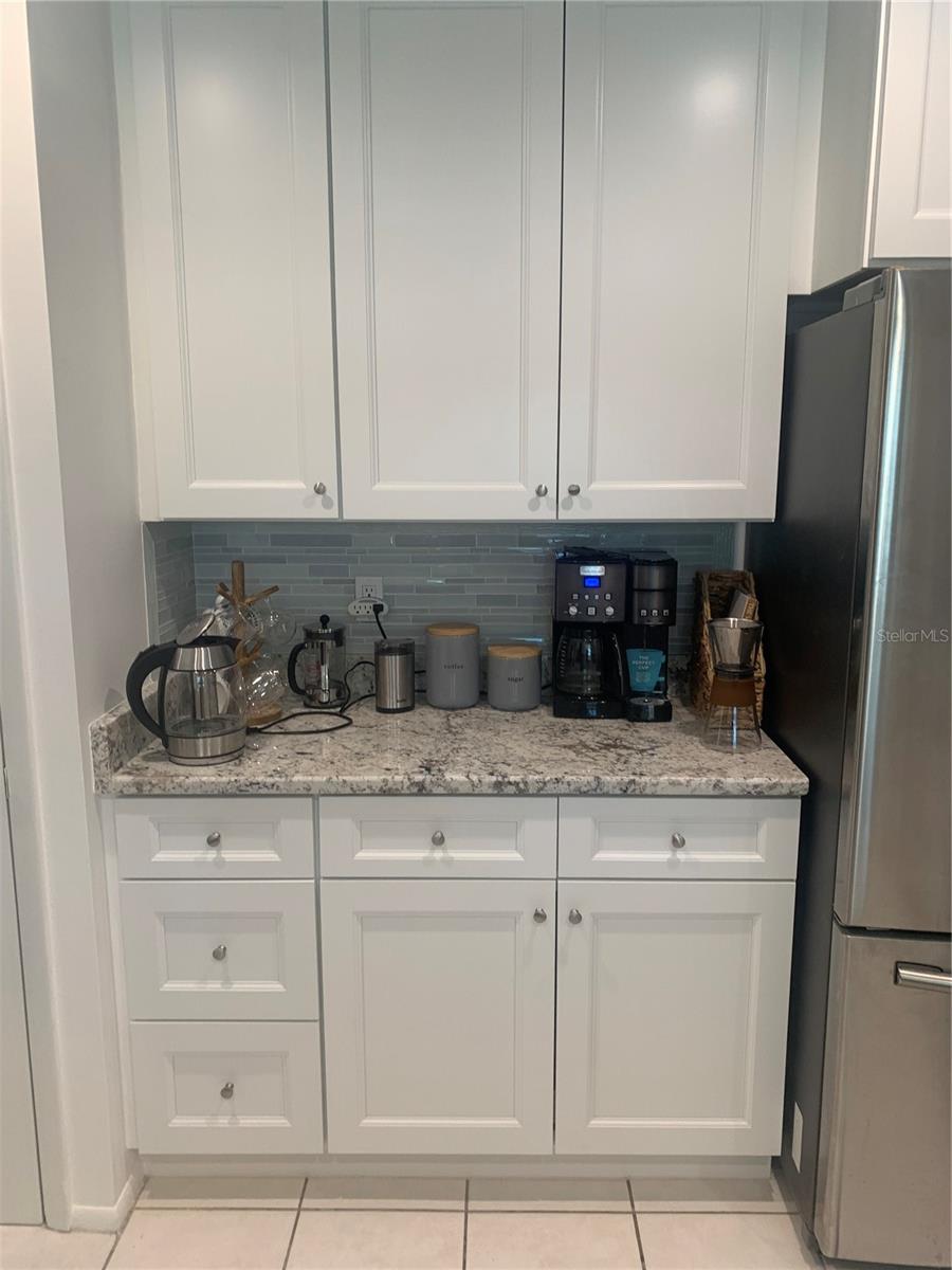 1714 MEADOWOOD ST — photo 35