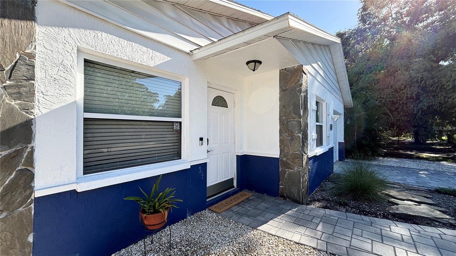 2431 LOMA LINDA ST — photo 4