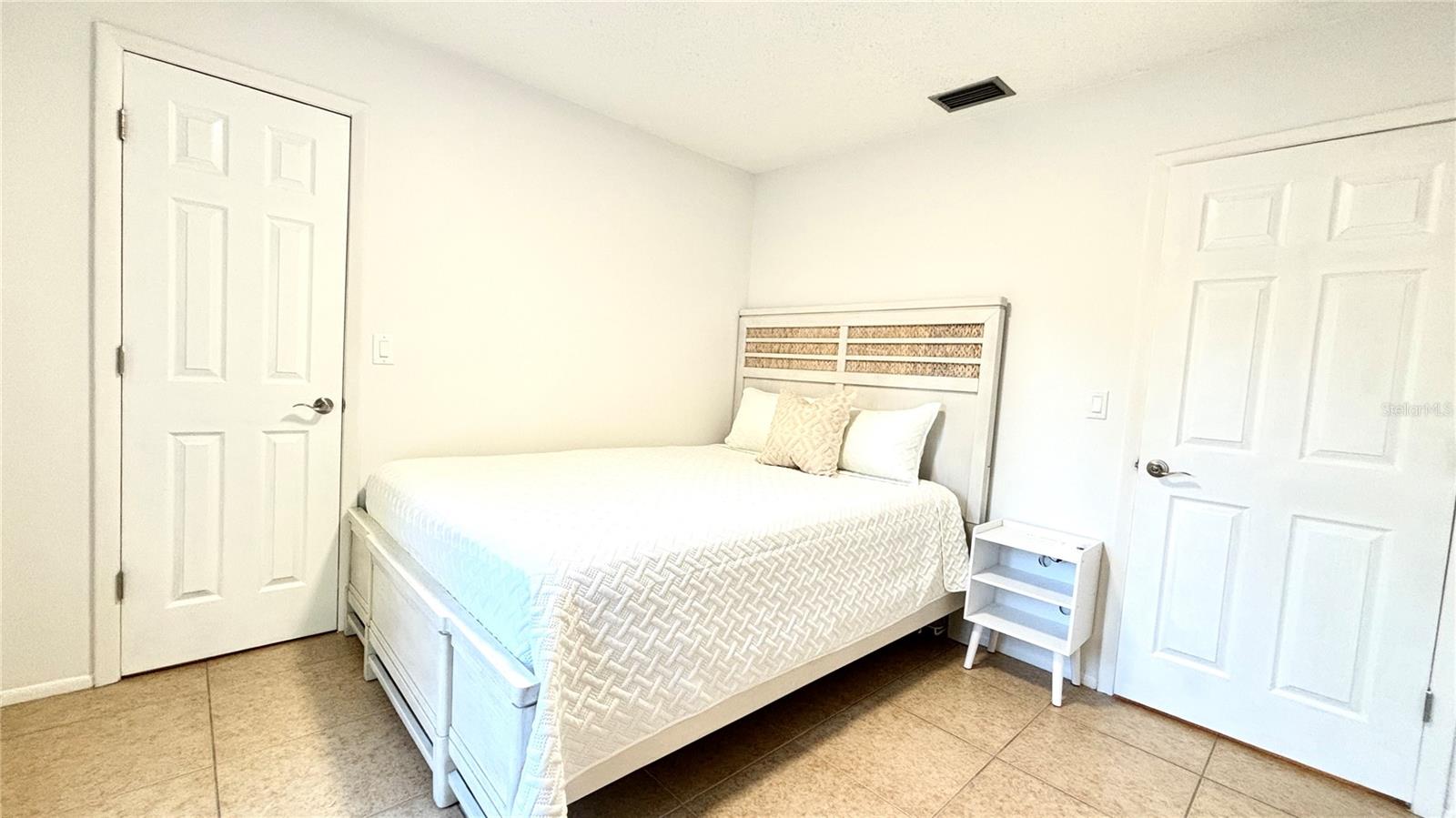 2431 LOMA LINDA ST — photo 23