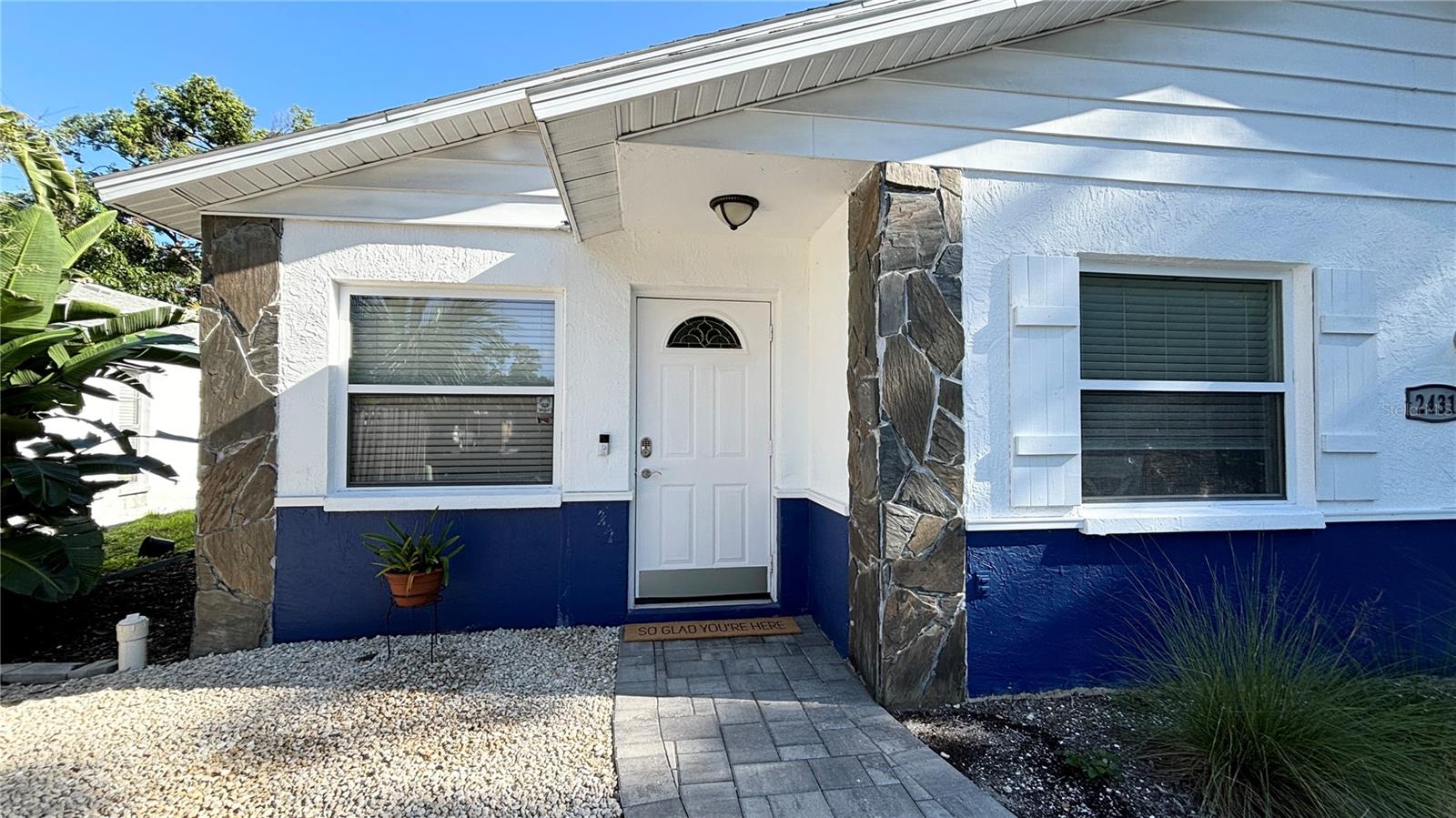2431 LOMA LINDA ST — photo 3