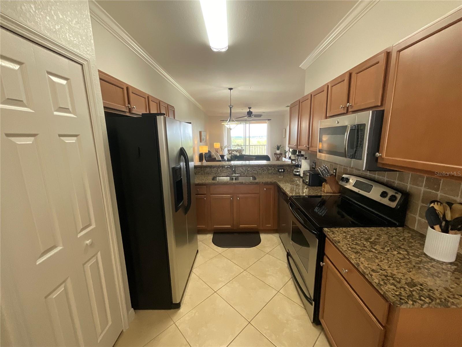 8105 GRAND ESTUARY TRL #404 — photo 33