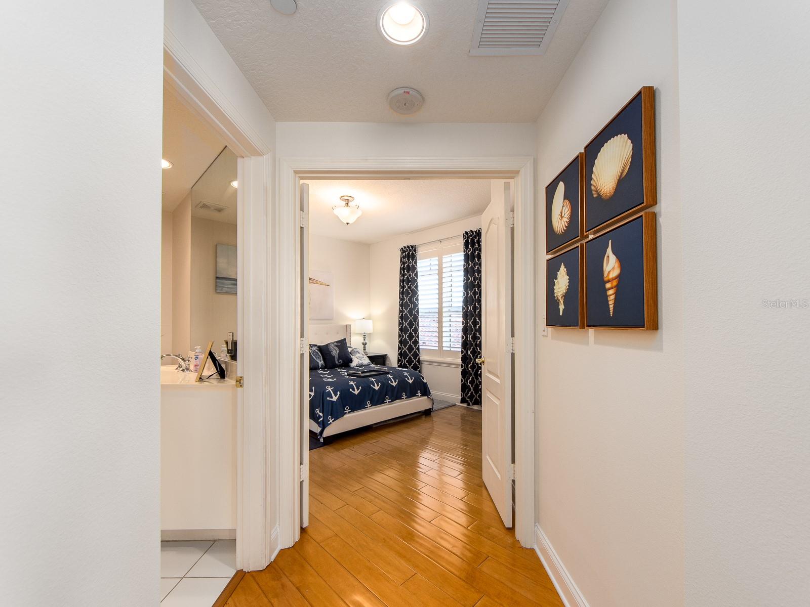 521 MANDALAY AVE #410 — photo 24
