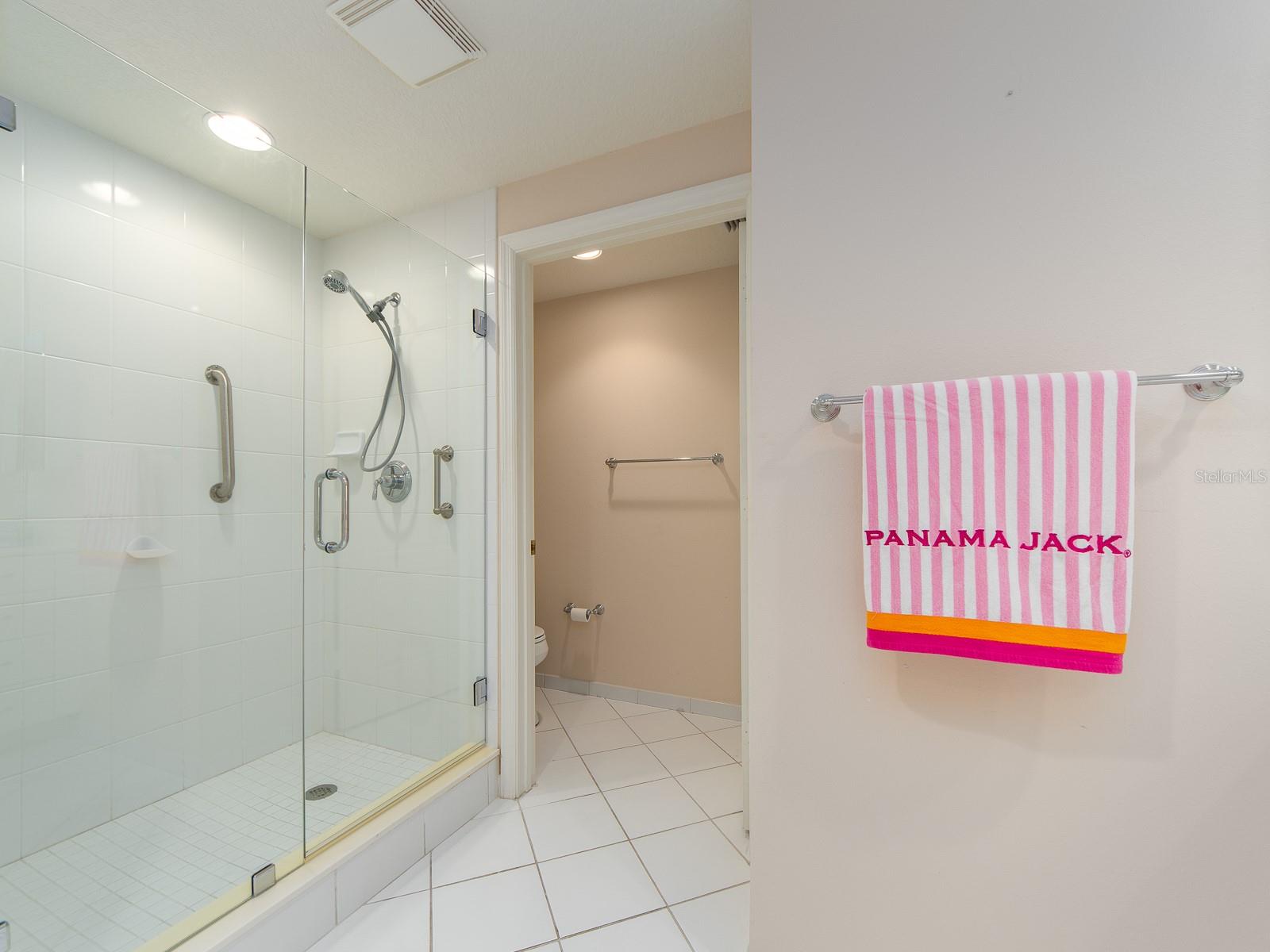 521 MANDALAY AVE #410 — photo 22