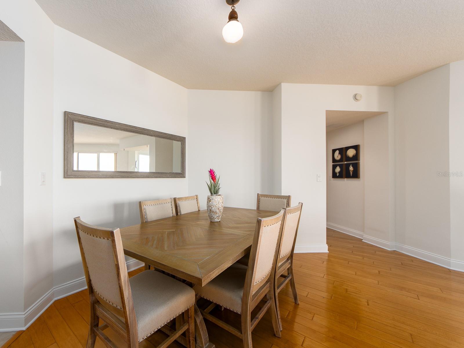 521 MANDALAY AVE #410 — photo 16