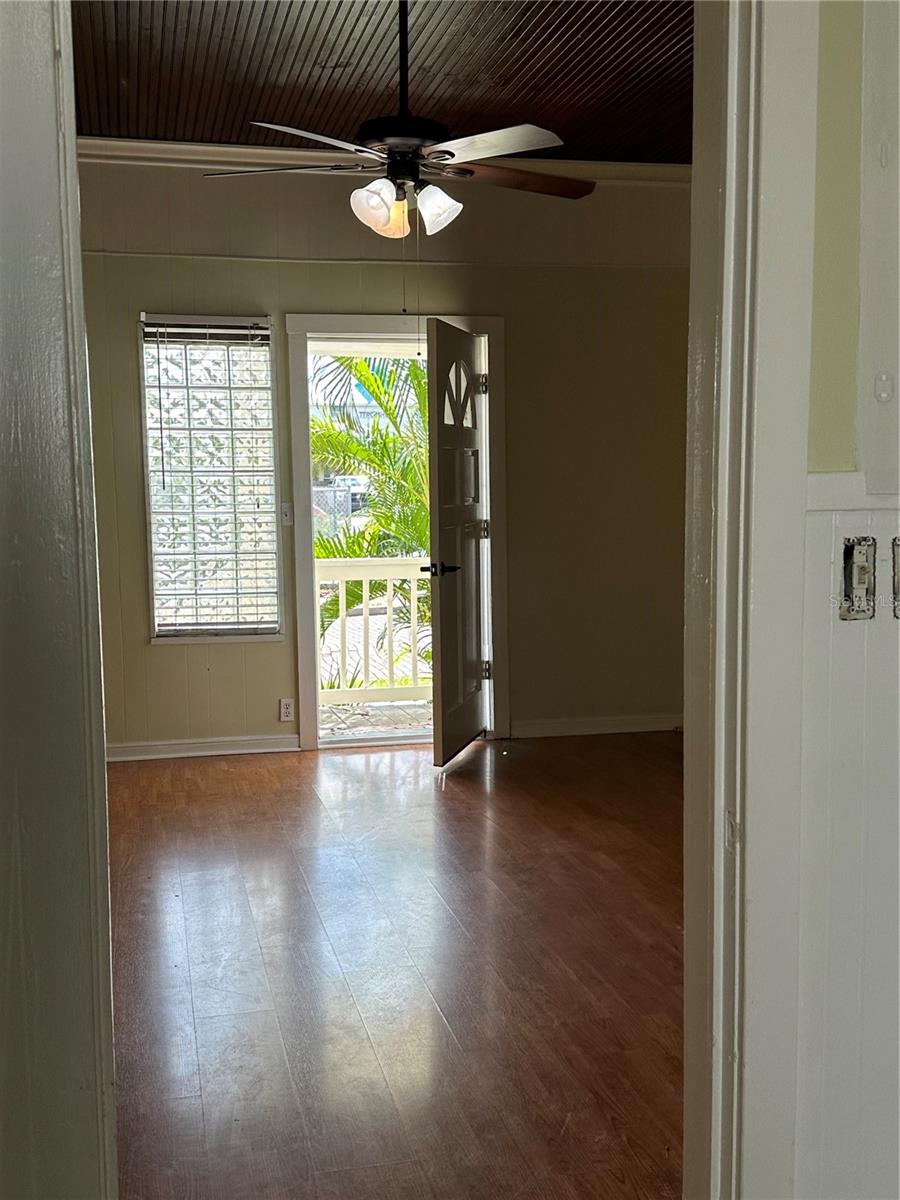 109 HIBISCUS ST #1 — photo 4