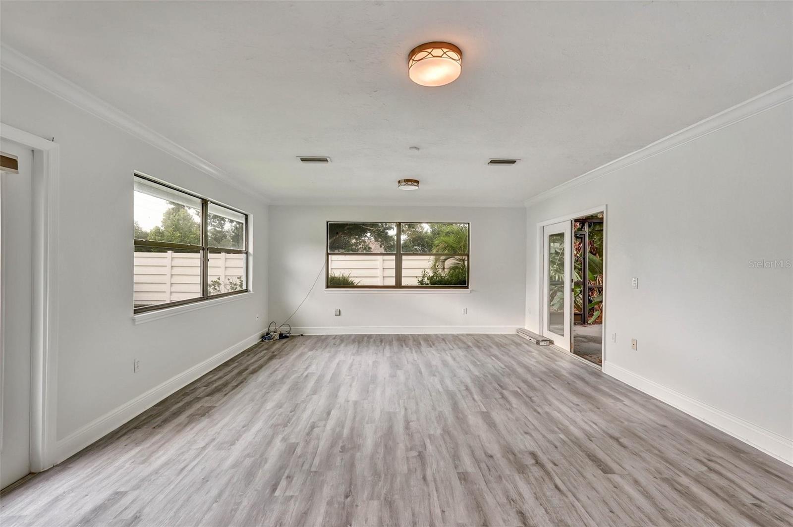 7861 PINE TRACE DR #7861 — photo 19