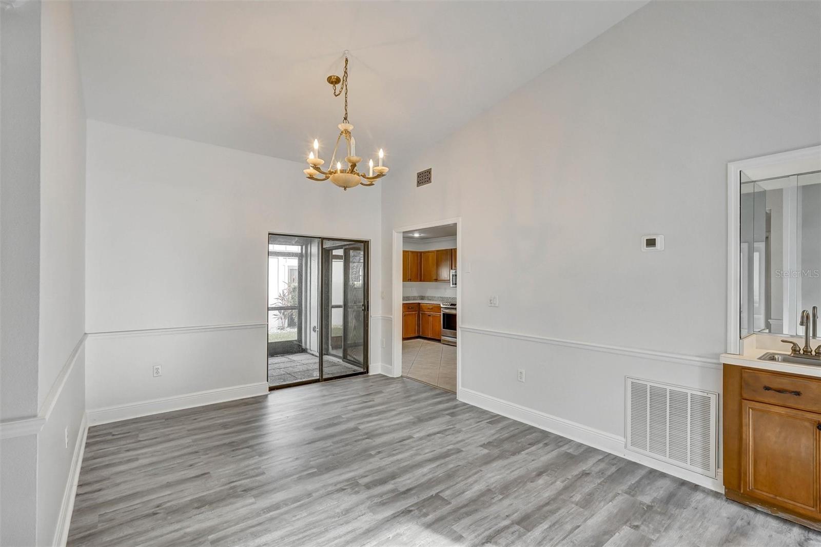 7861 PINE TRACE DR #7861 — photo 13