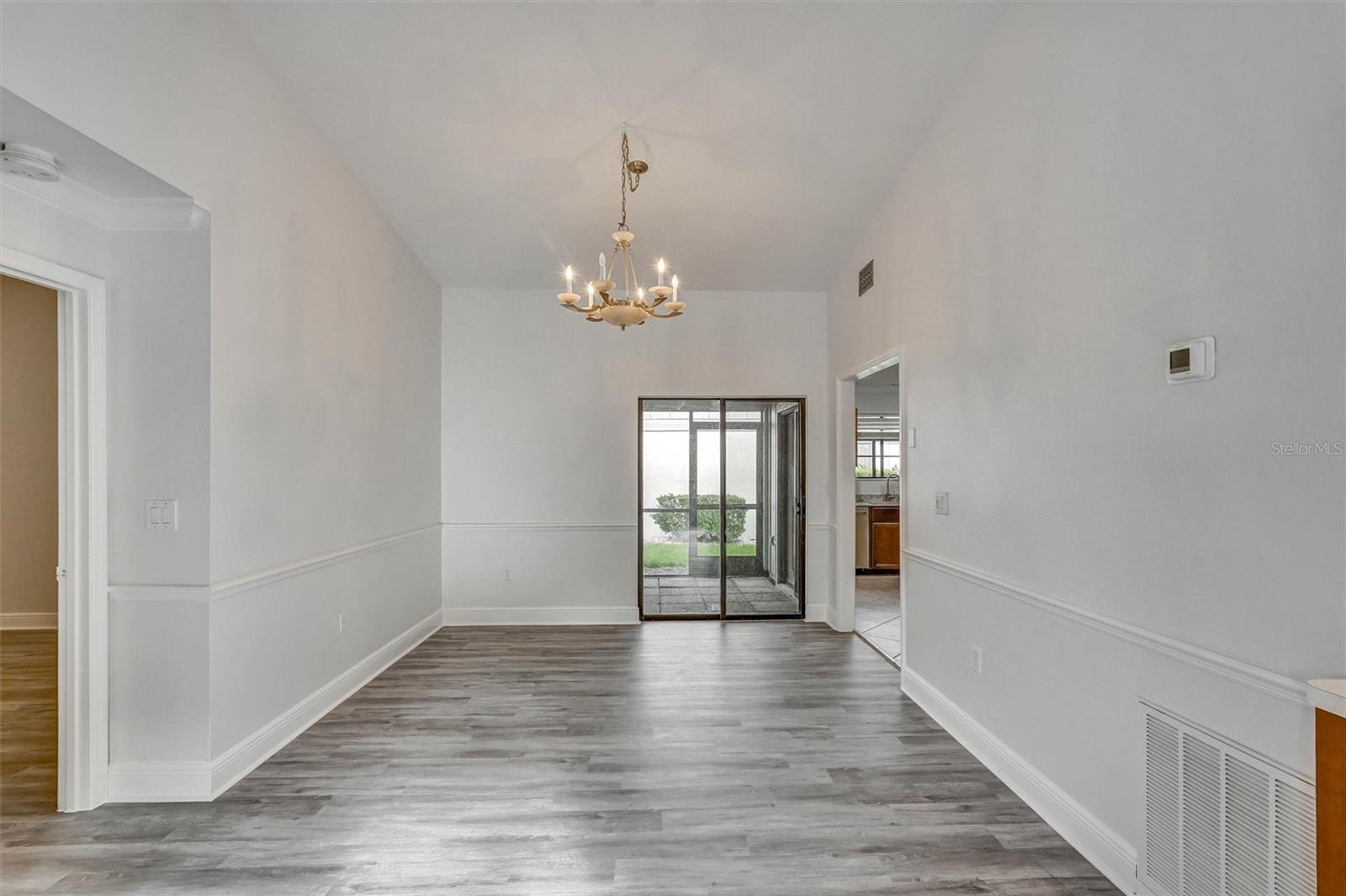 7861 PINE TRACE DR #7861 — photo 9