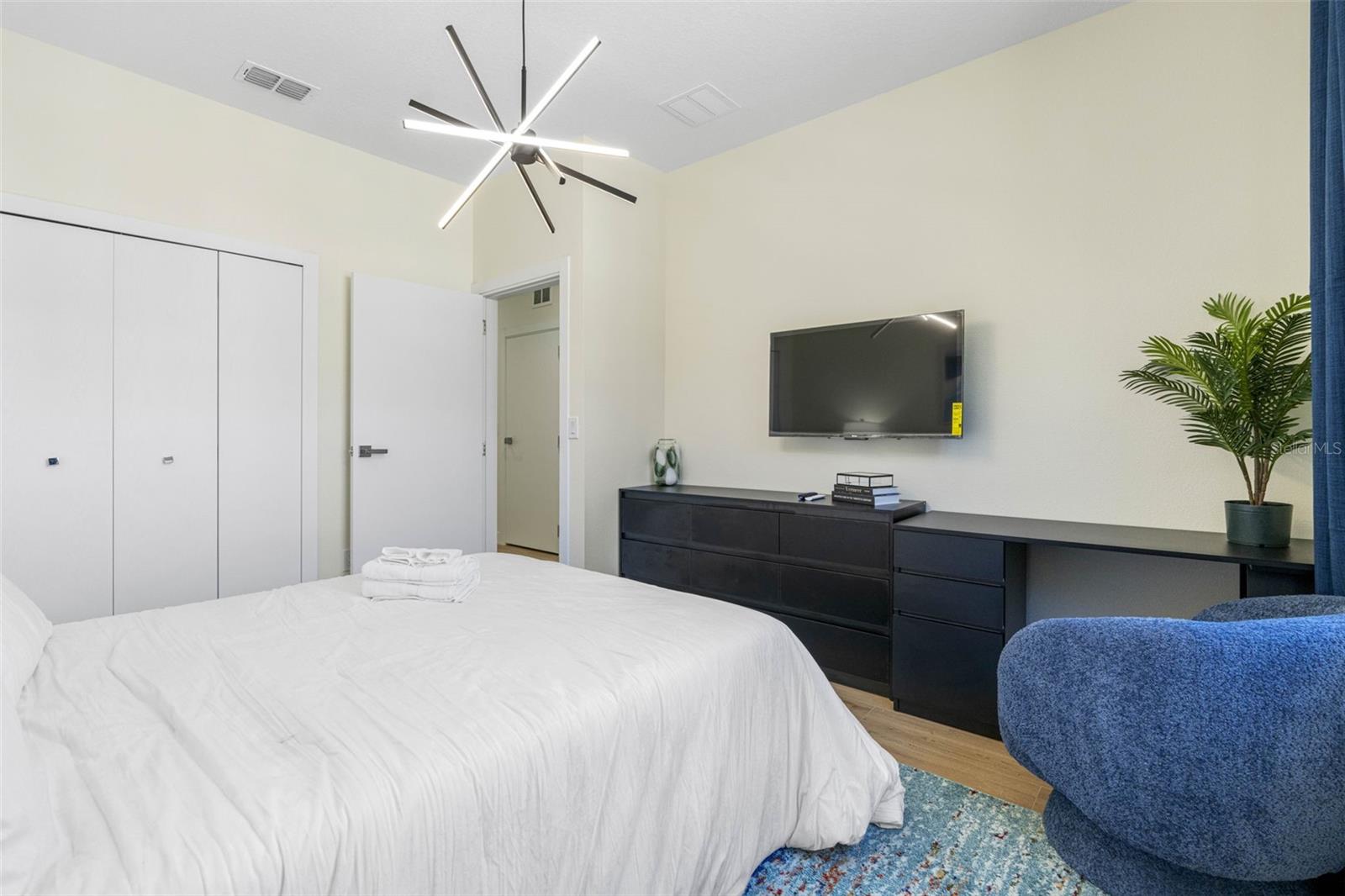 4340 VILLA ALINA CT — photo 41
