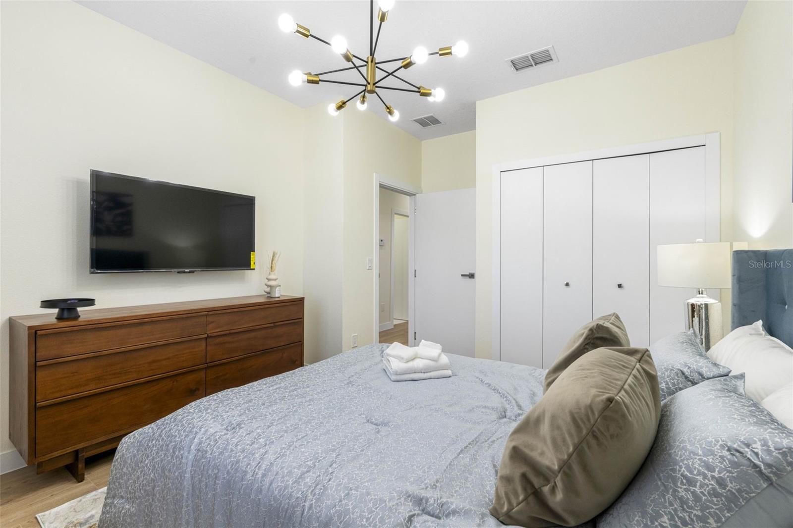 4340 VILLA ALINA CT — photo 49