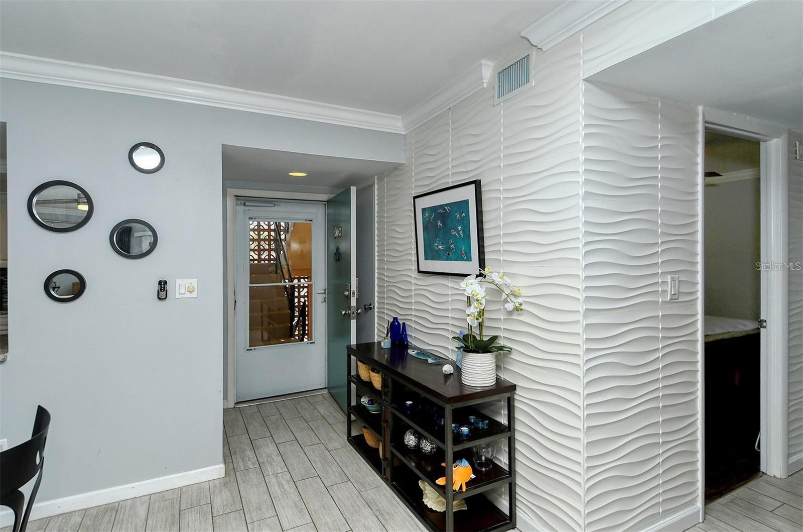 1215 S PORTOFINO DR N #308 — photo 4