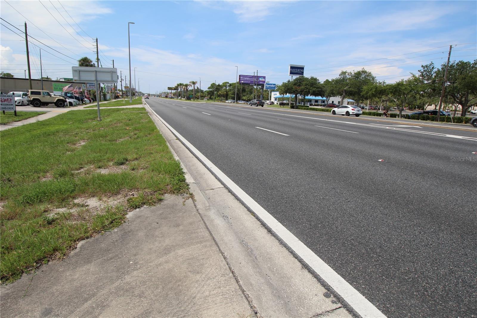 8900 US 19 HWY — photo 24