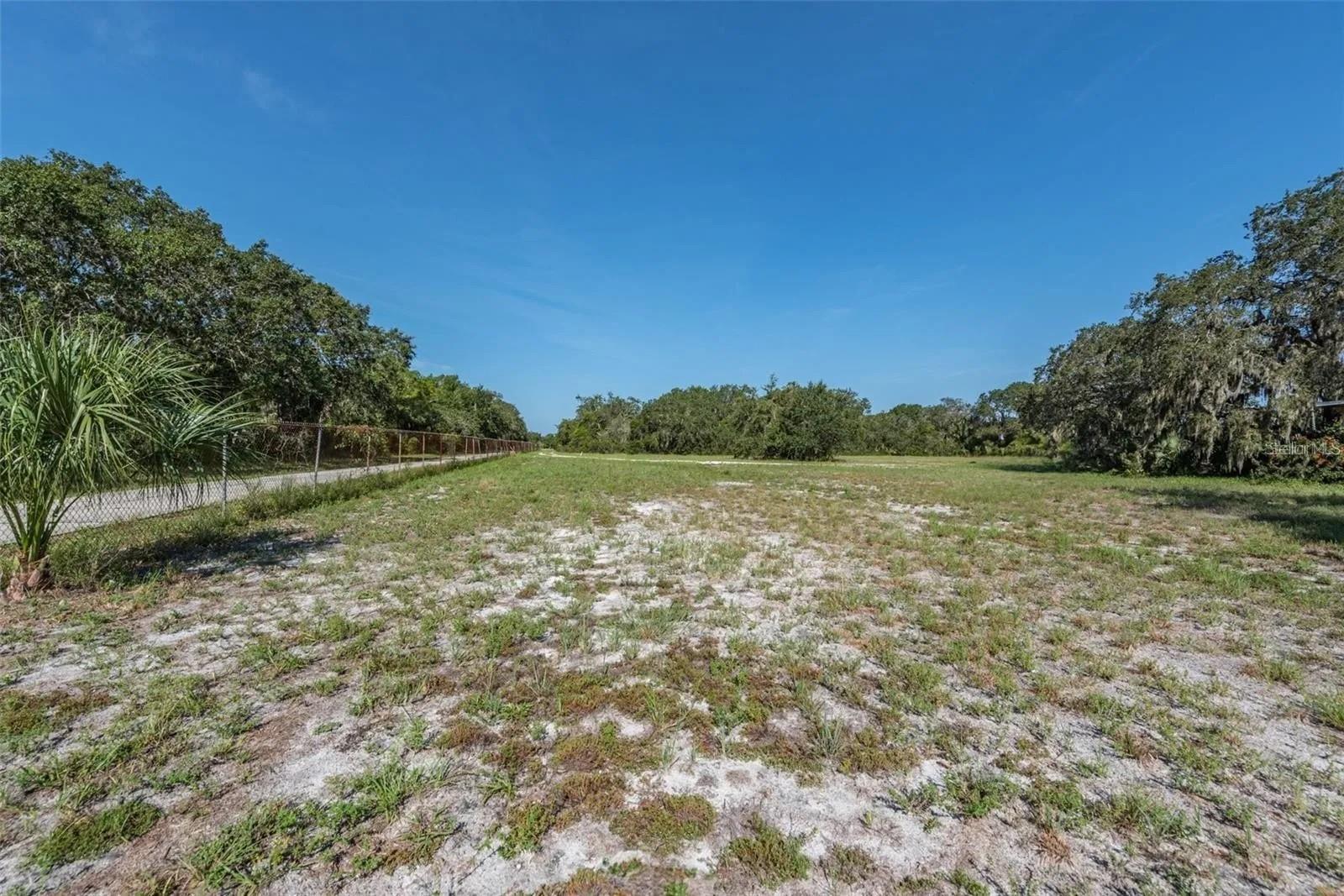 12154 BULLFROG CREEK RD — photo 11