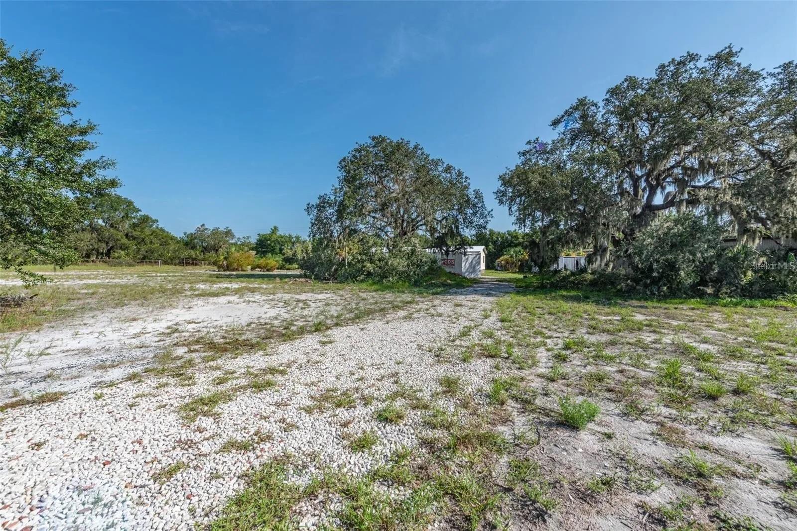 12154 BULLFROG CREEK RD — photo 4