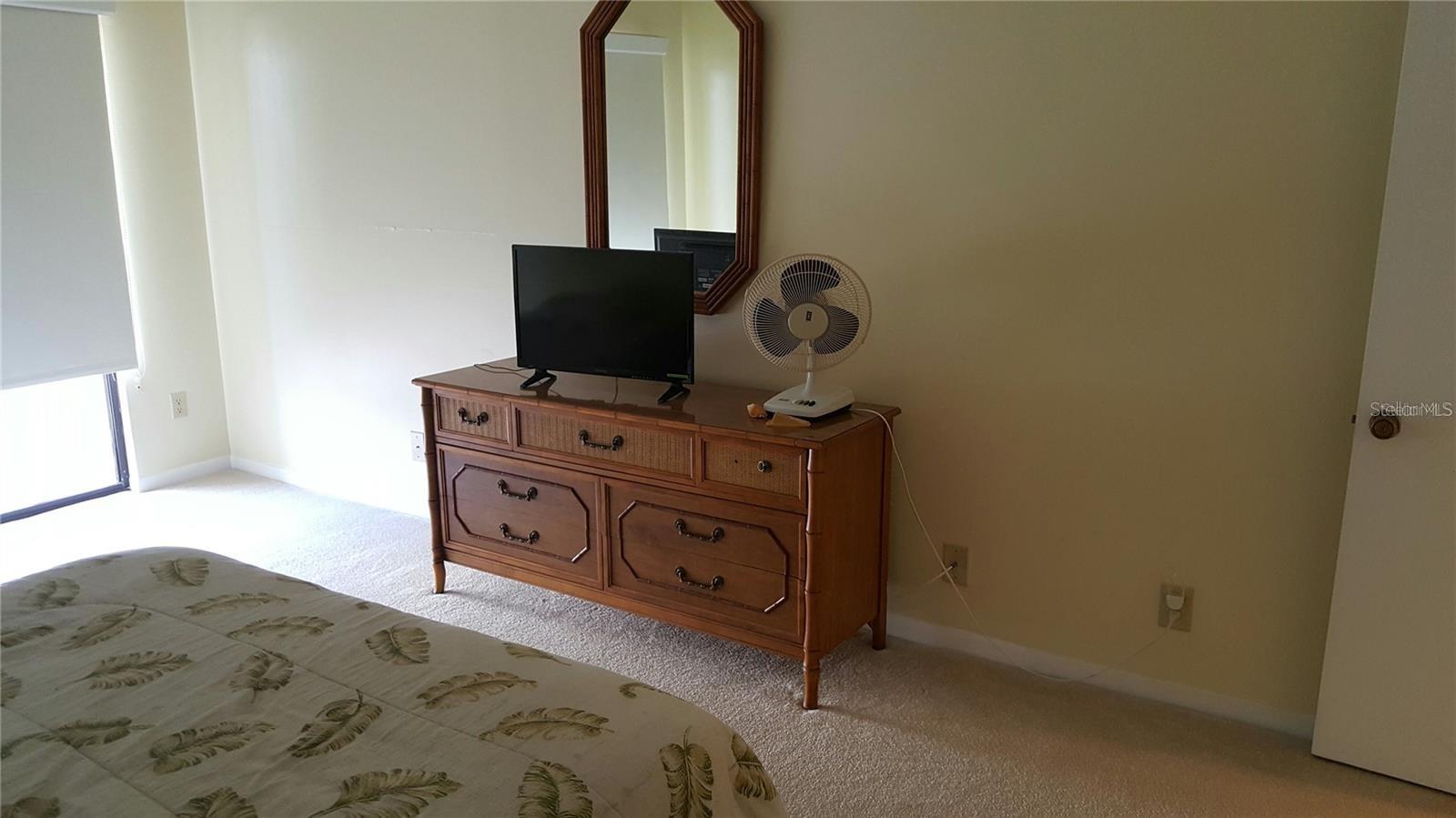 1480 GULF BLVD #106 — photo 34