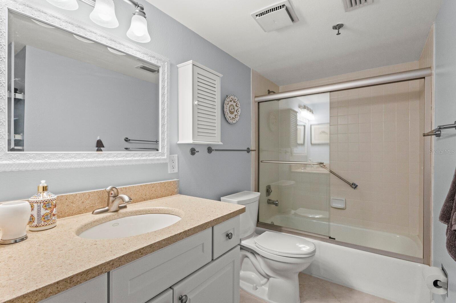 1001 BENJAMIN FRANKLIN DR #512 — photo 21