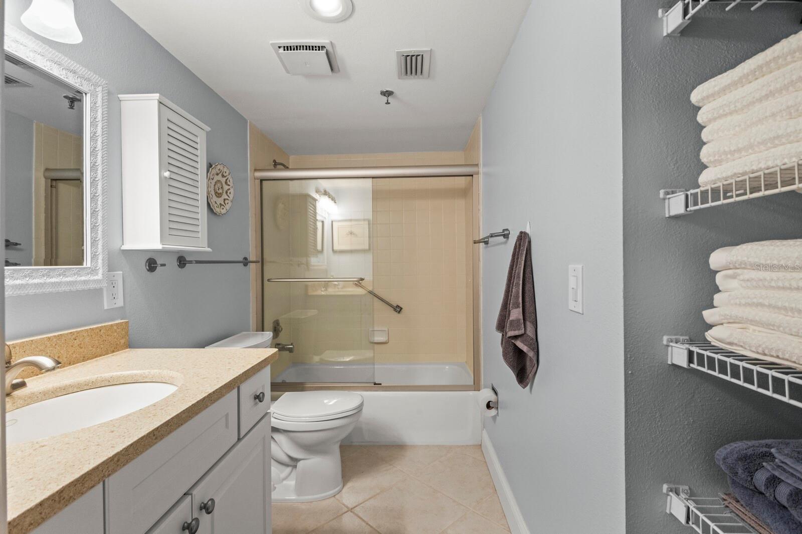 1001 BENJAMIN FRANKLIN DR #512 — photo 20