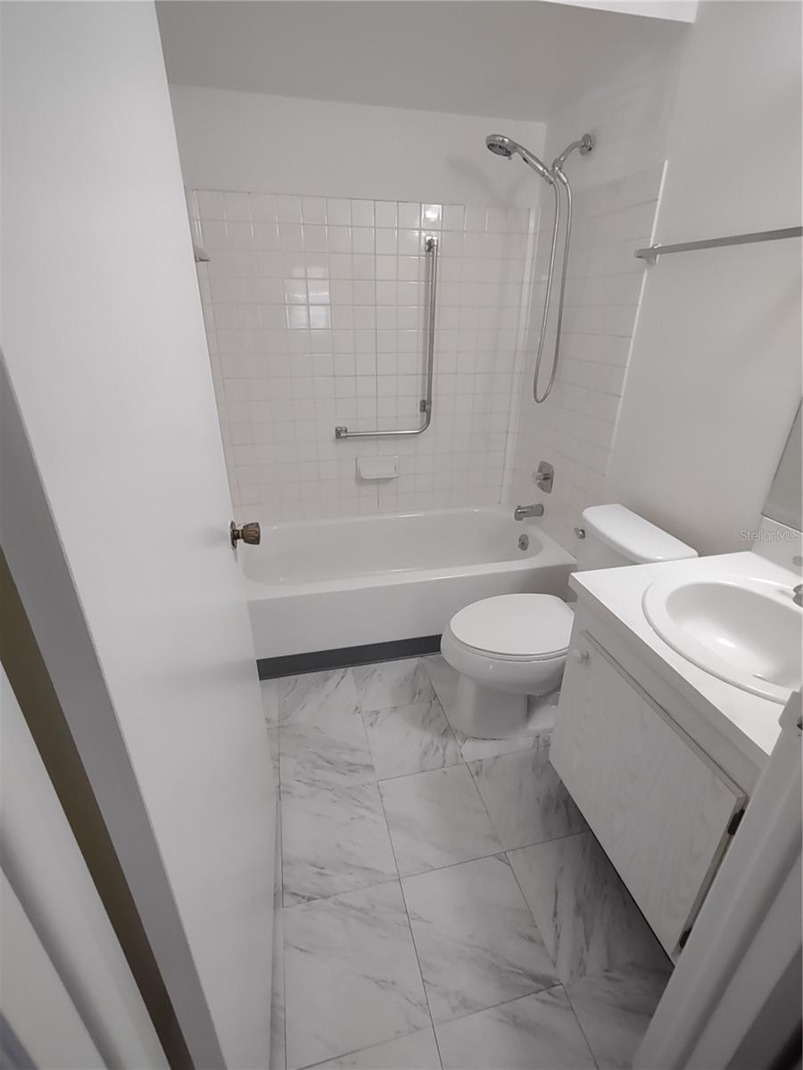 2465 NORTHSIDE DR #906 — photo 19