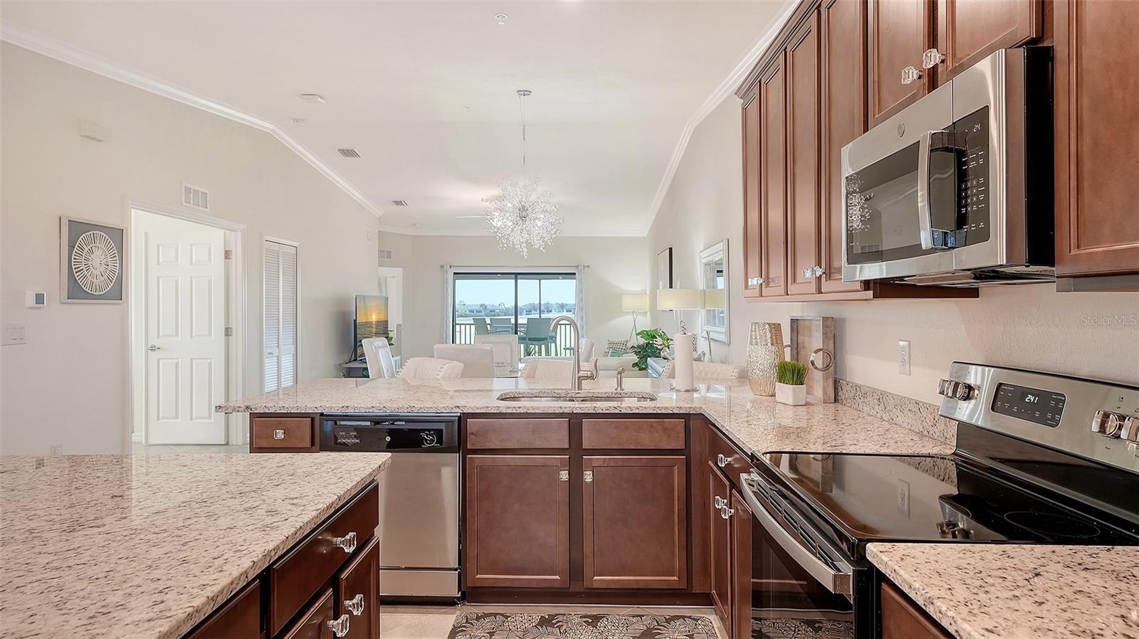 5710 PALMER CIR #201 — photo 22