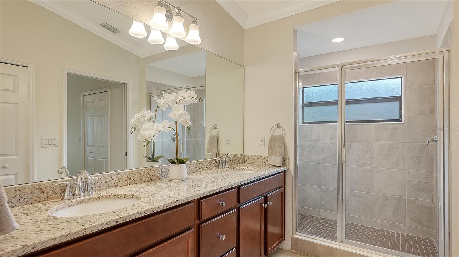 5710 PALMER CIR #201 — photo 29