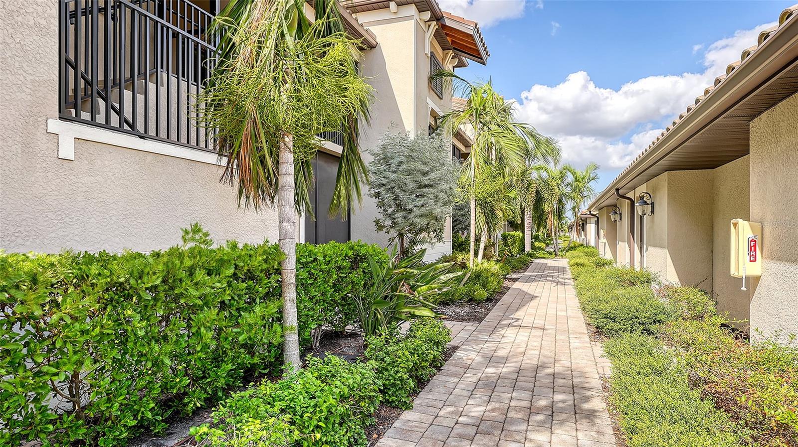 5710 PALMER CIR #201 — photo 5