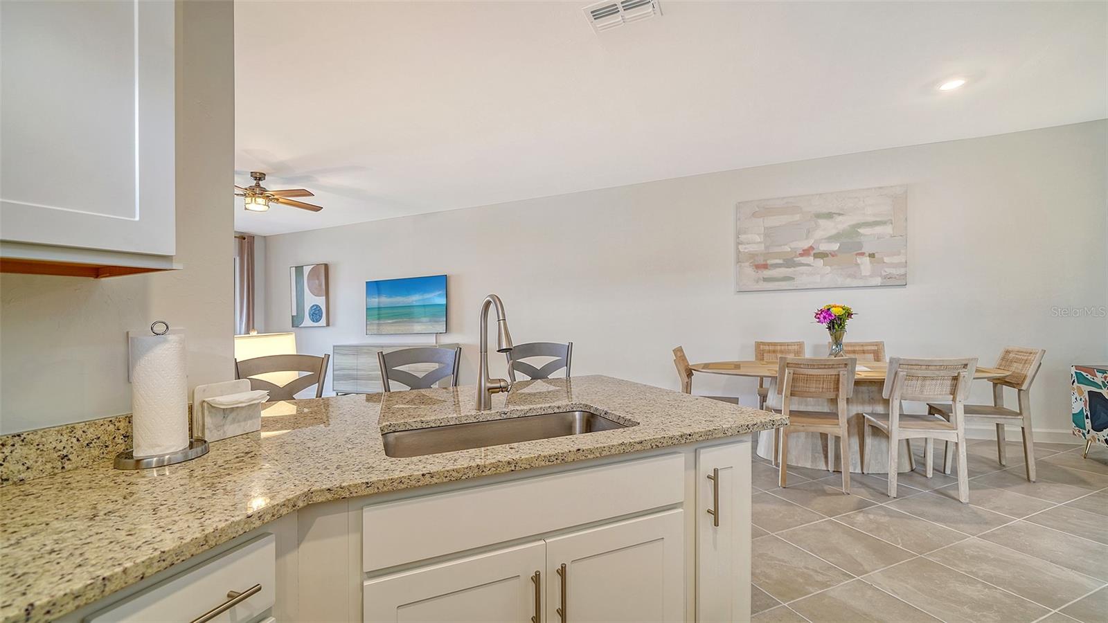 15721 SUNNY DAY DR — photo 5