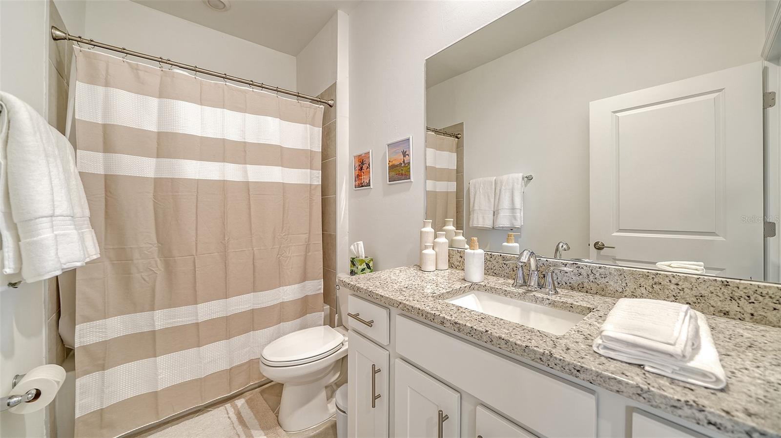 15721 SUNNY DAY DR — photo 21