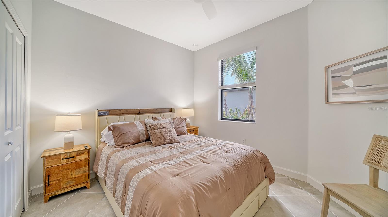 15721 SUNNY DAY DR — photo 20