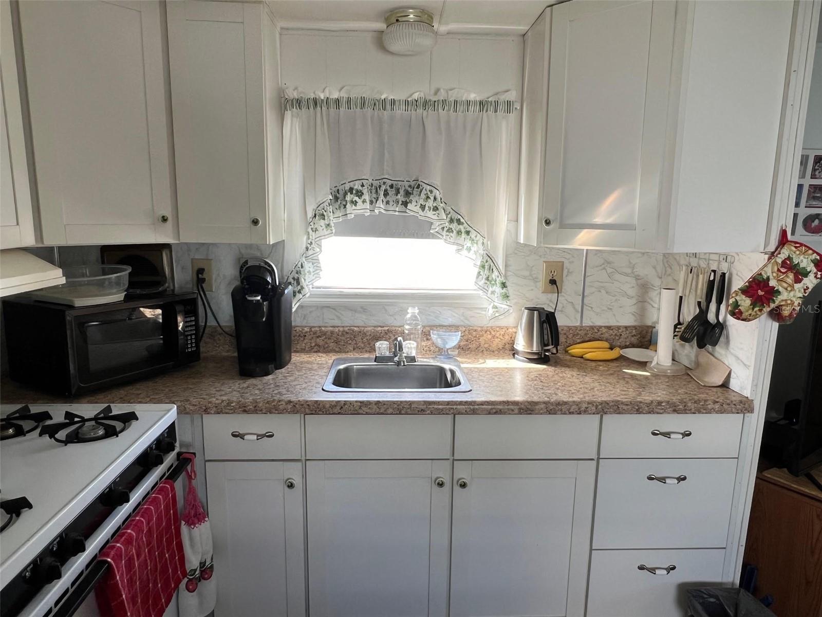 12674 SEMINOLE BLVD #C6 — photo 6