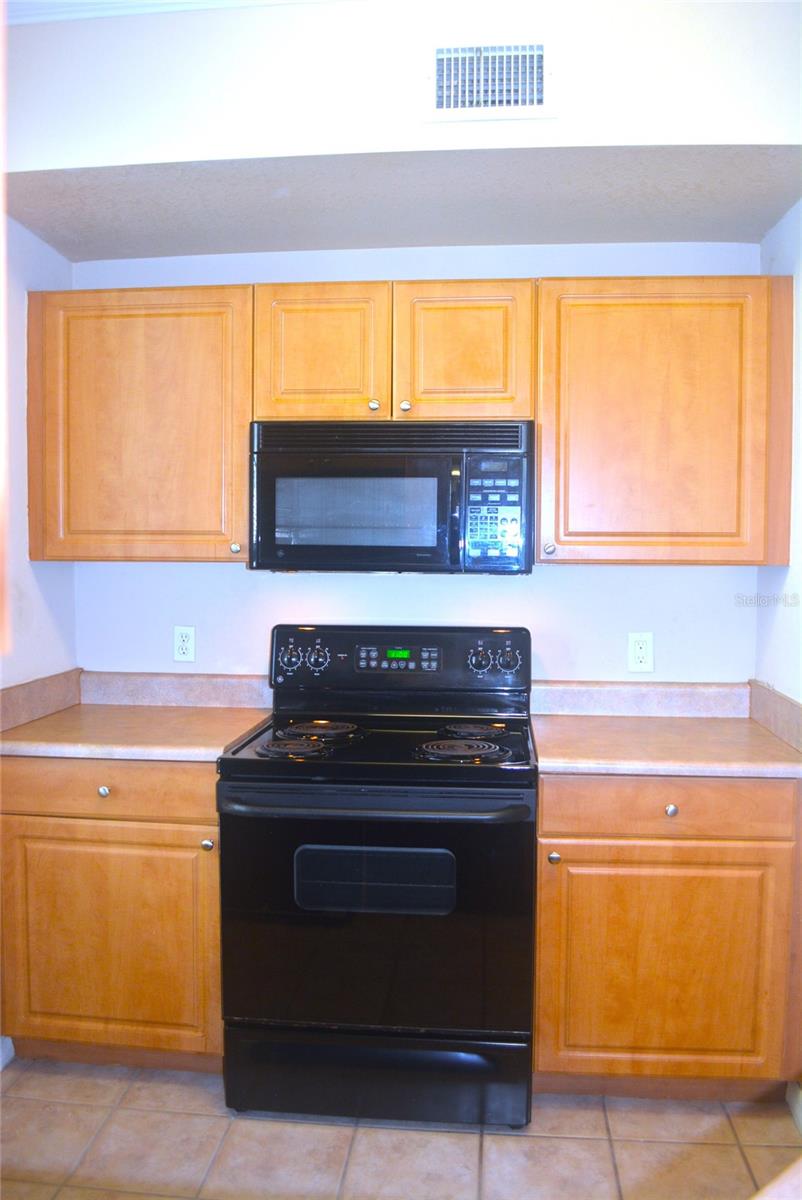 5701 SOLDIER CIR #104 — photo 6