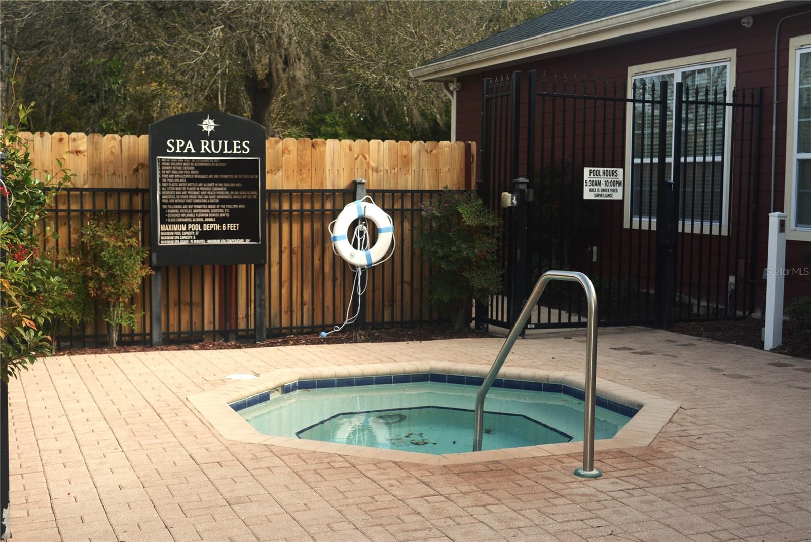 5701 SOLDIER CIR #104 — photo 43