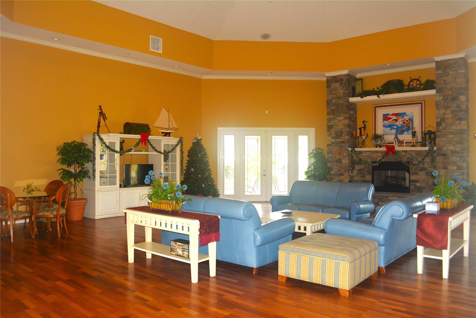 5701 SOLDIER CIR #104 — photo 48