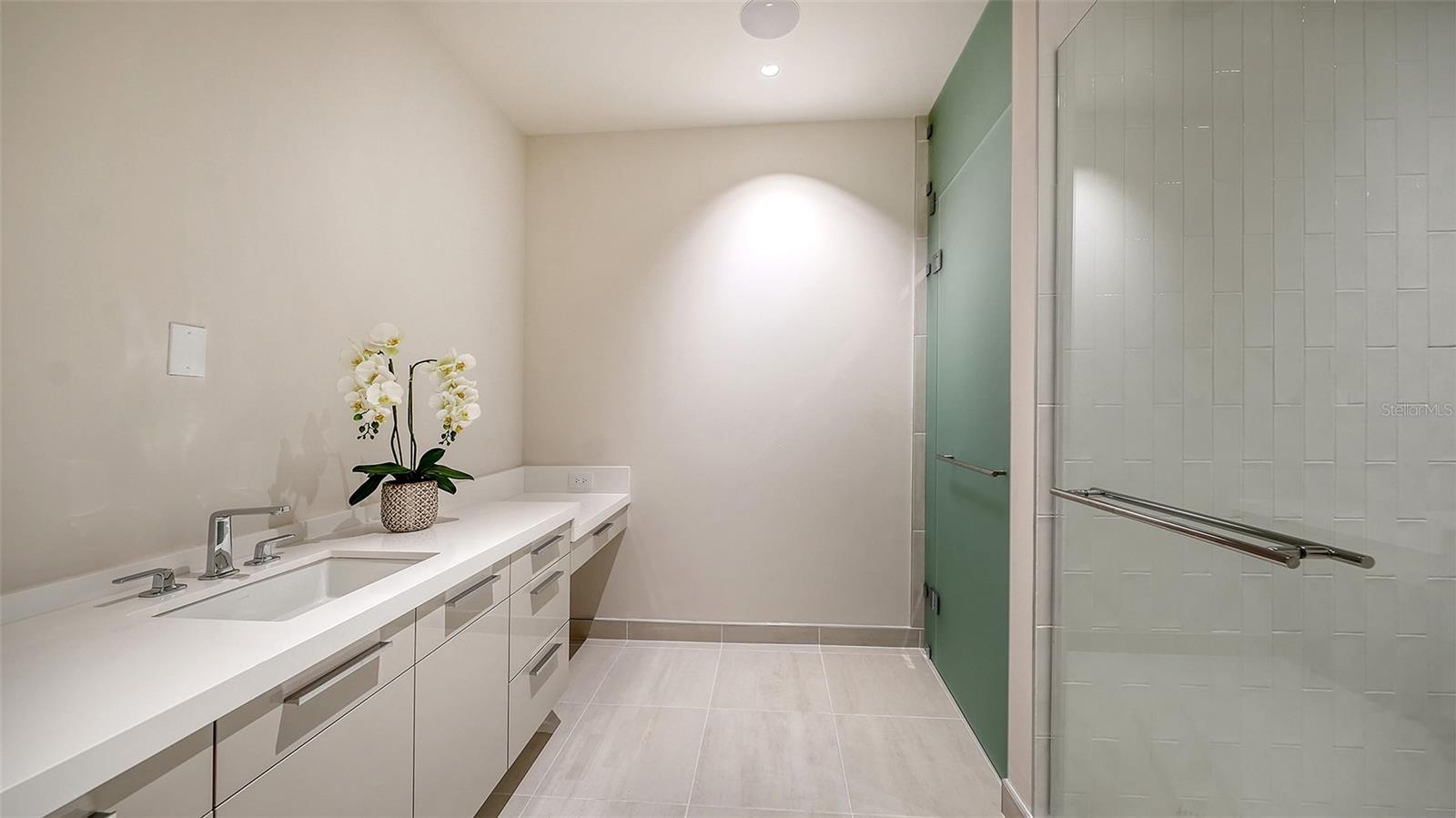 1561 GULF OF MEXICO DR #403 — photo 47