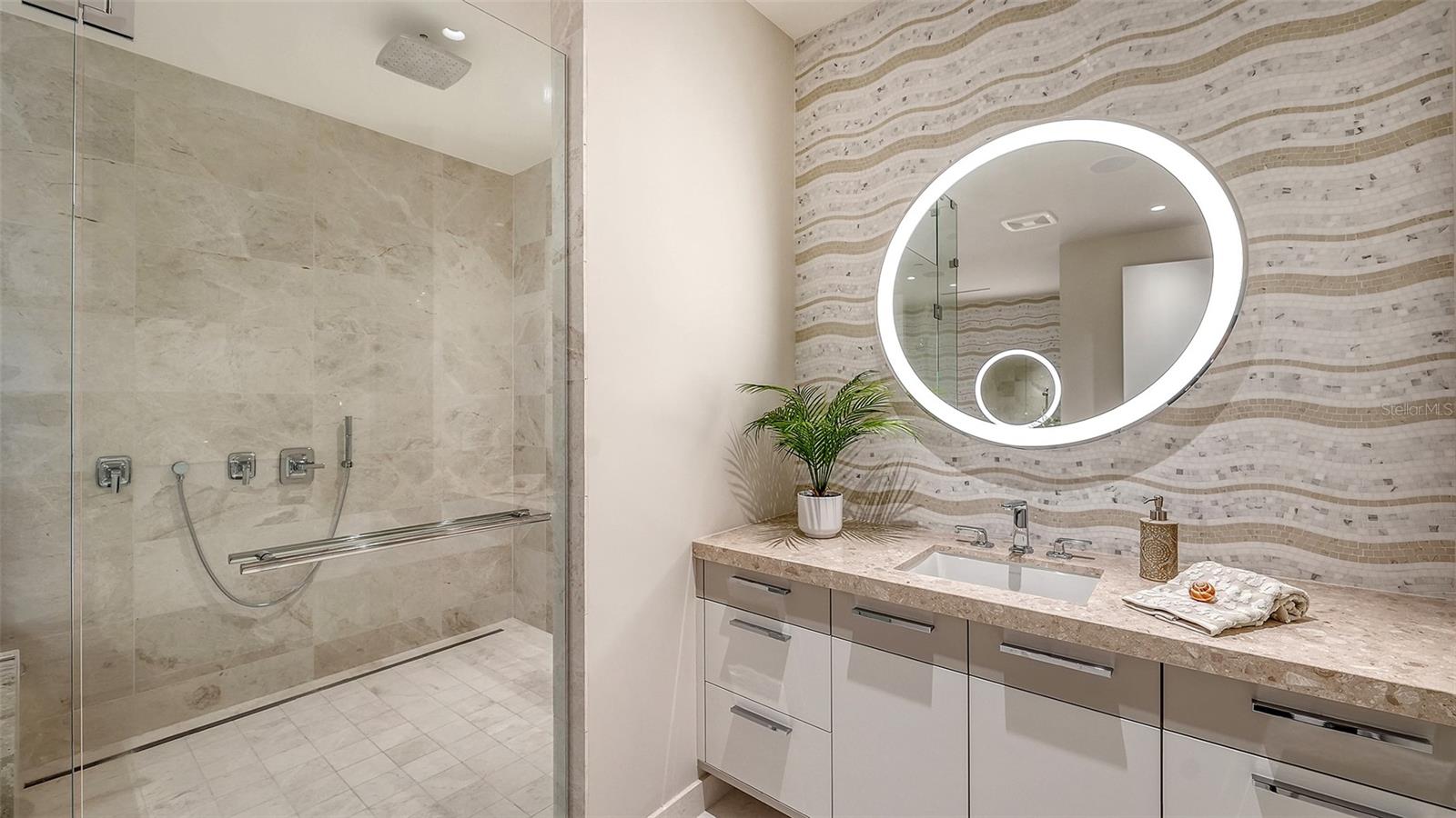 1561 GULF OF MEXICO DR #403 — photo 39