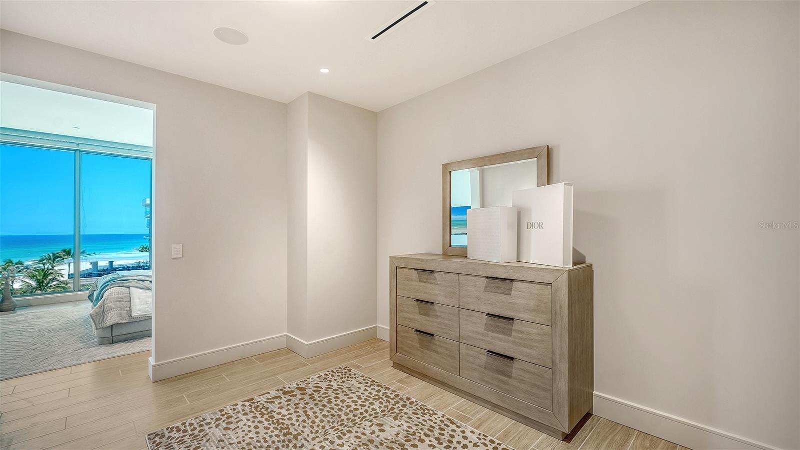 1561 GULF OF MEXICO DR #403 — photo 35
