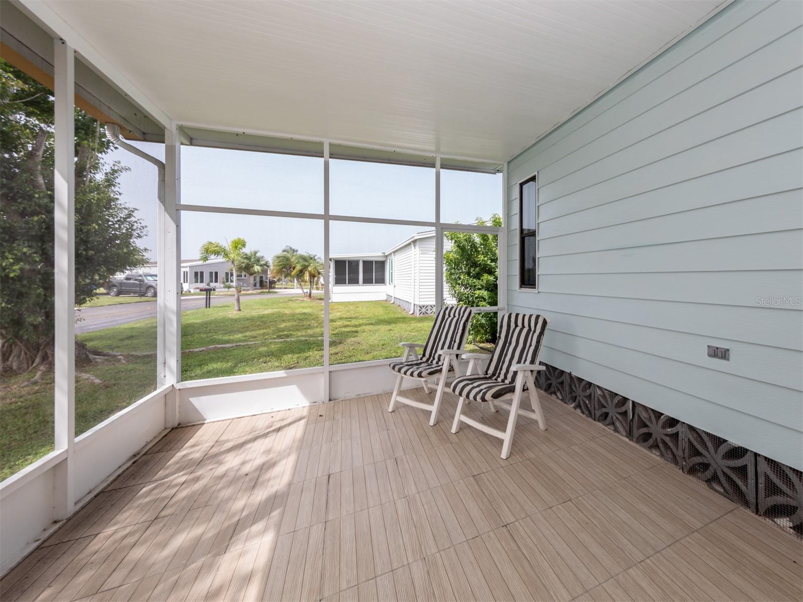 628 LA JOLLA CIR — photo 8