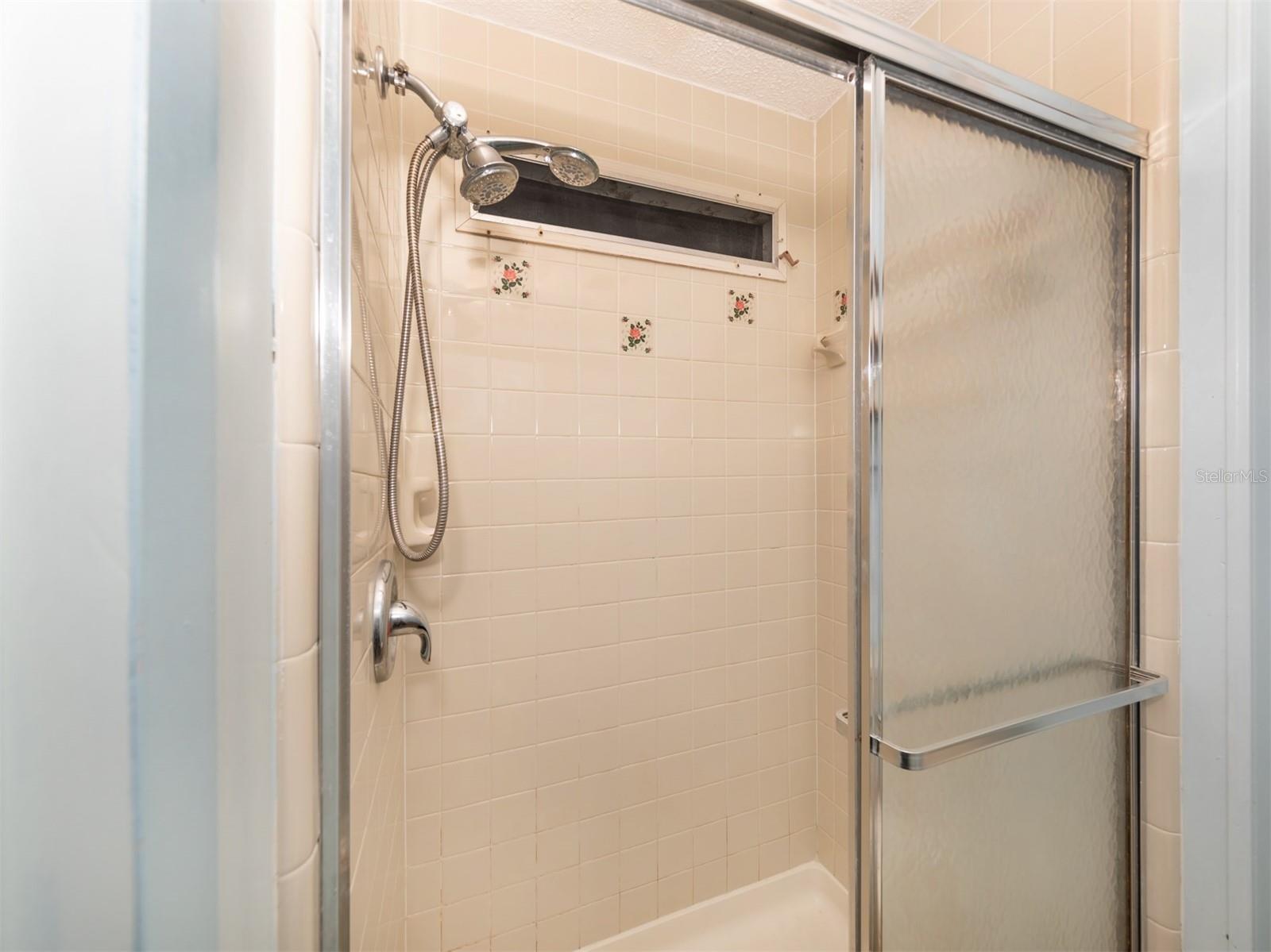 628 LA JOLLA CIR — photo 14