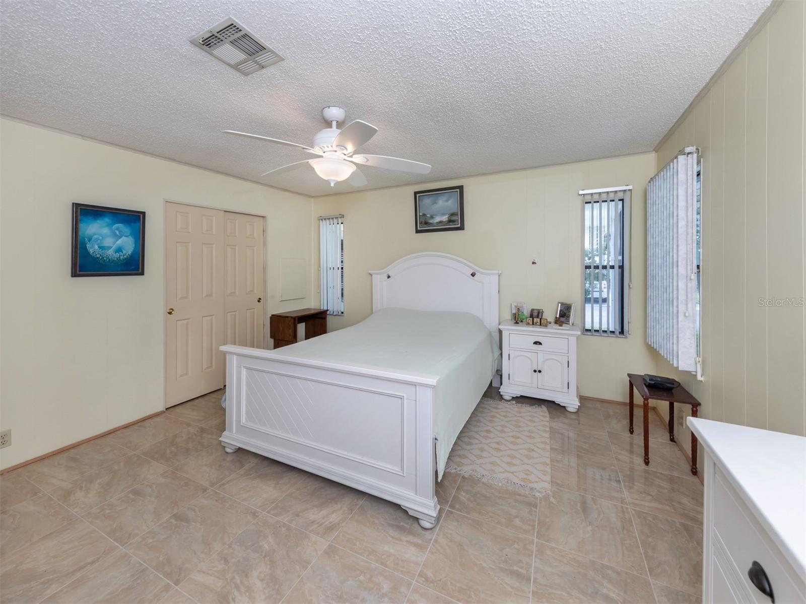 628 LA JOLLA CIR — photo 12