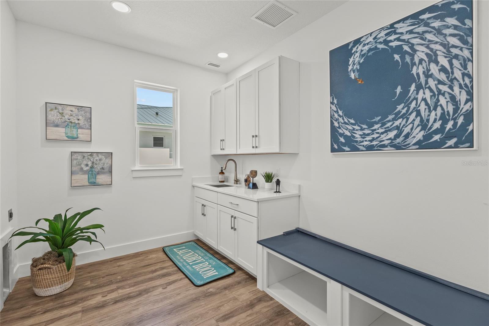 217 S SHADE AVE — photo 55
