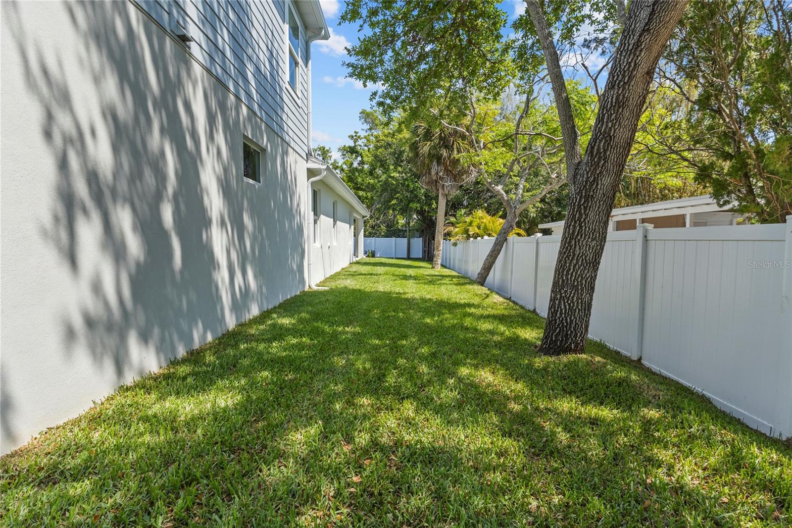 217 S SHADE AVE — photo 54