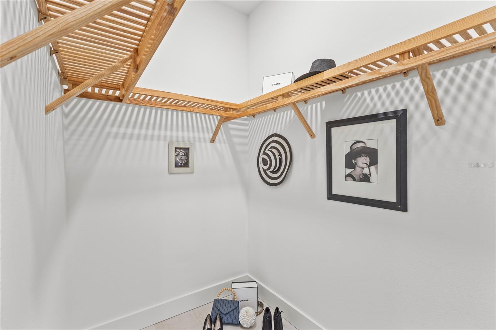 217 S SHADE AVE — photo 26
