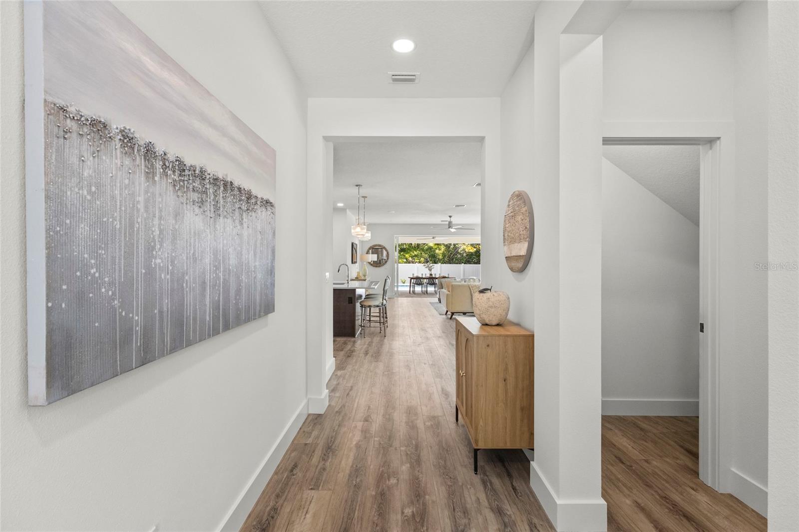 217 S SHADE AVE — photo 4