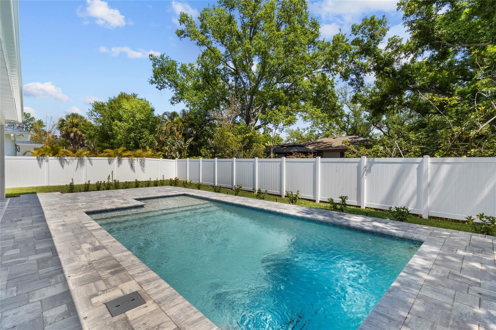 217 S SHADE AVE — photo 46