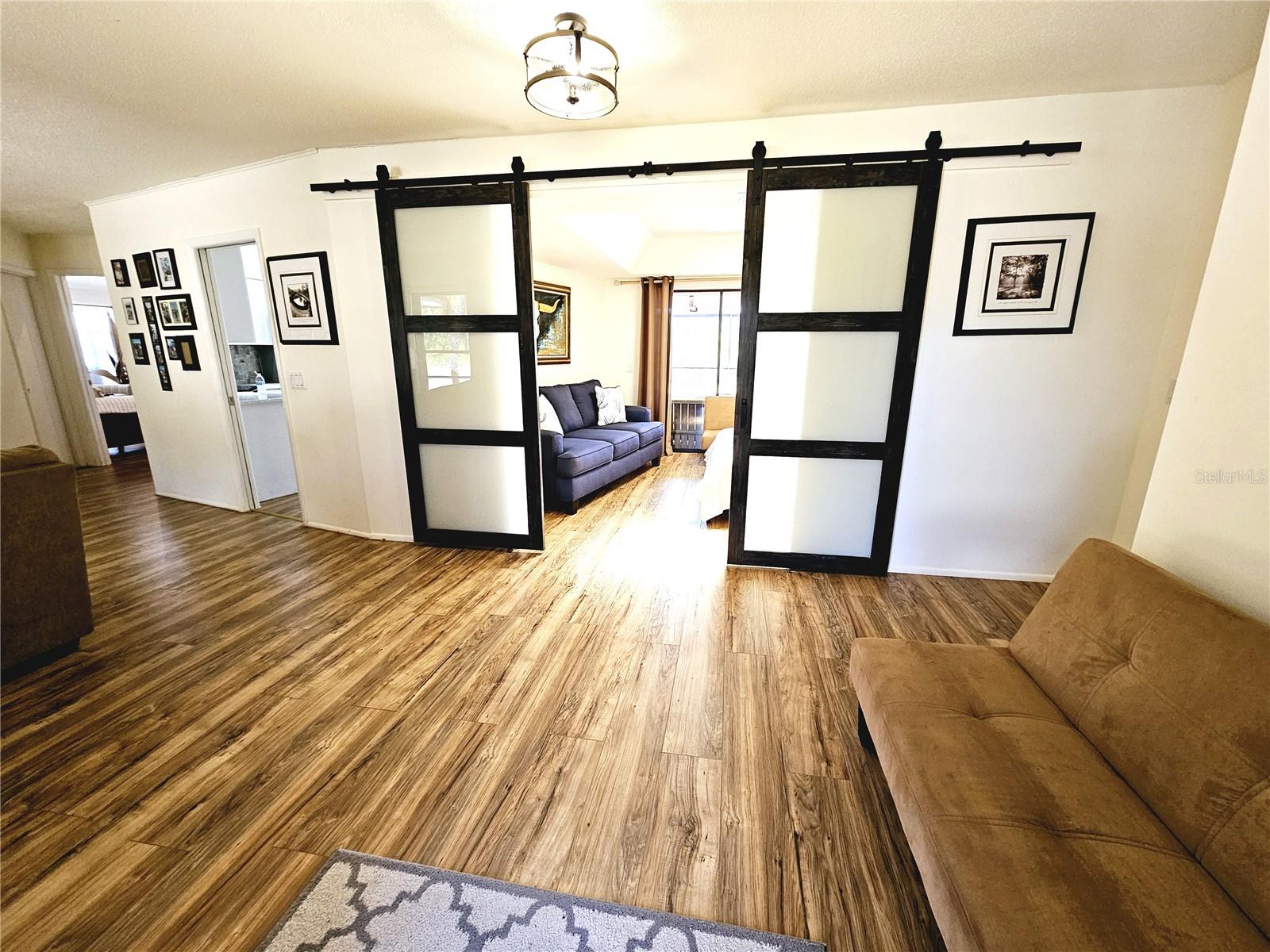 2411 BELLE RD — photo 4
