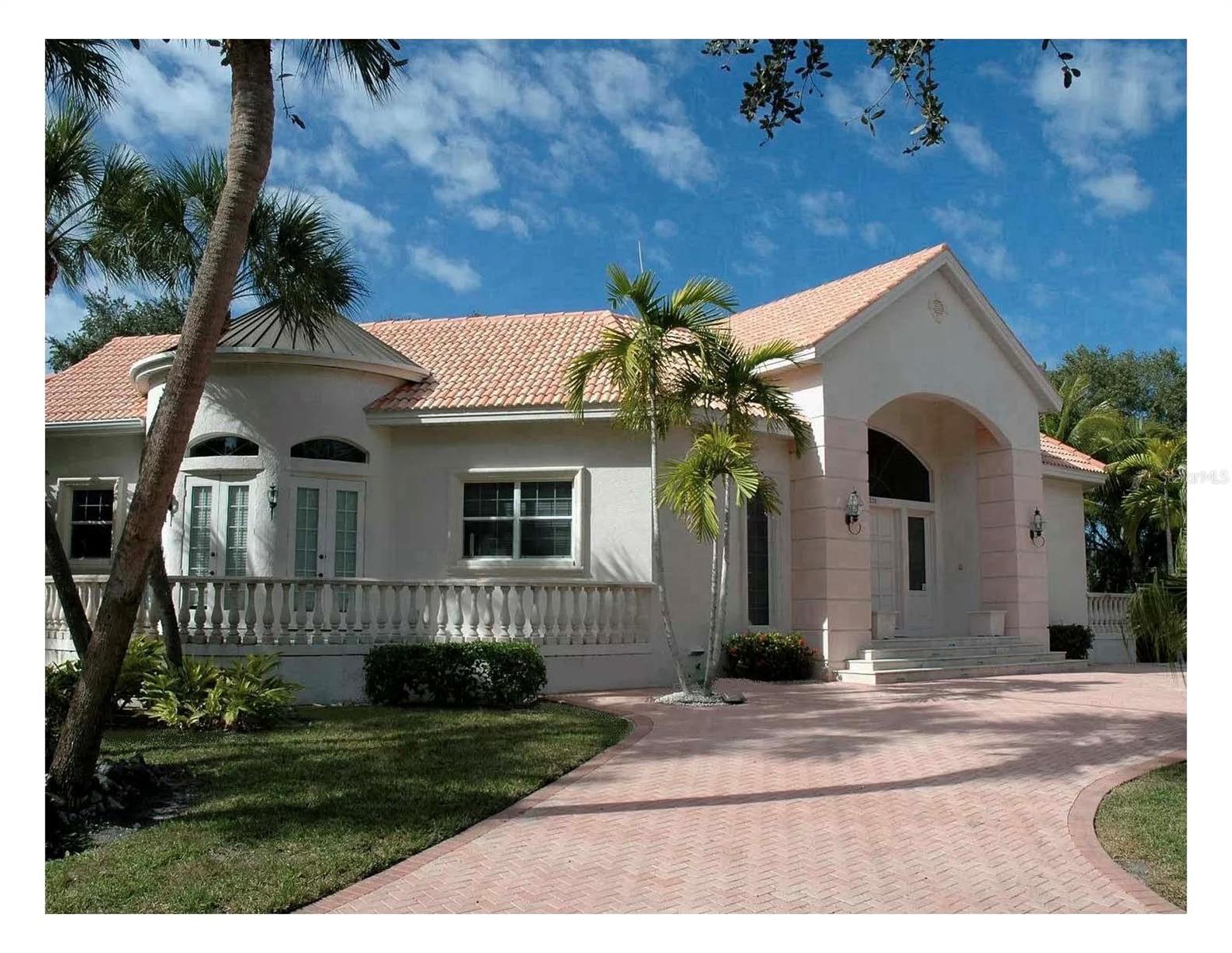 5331 SIESTA COVE DR — photo 2